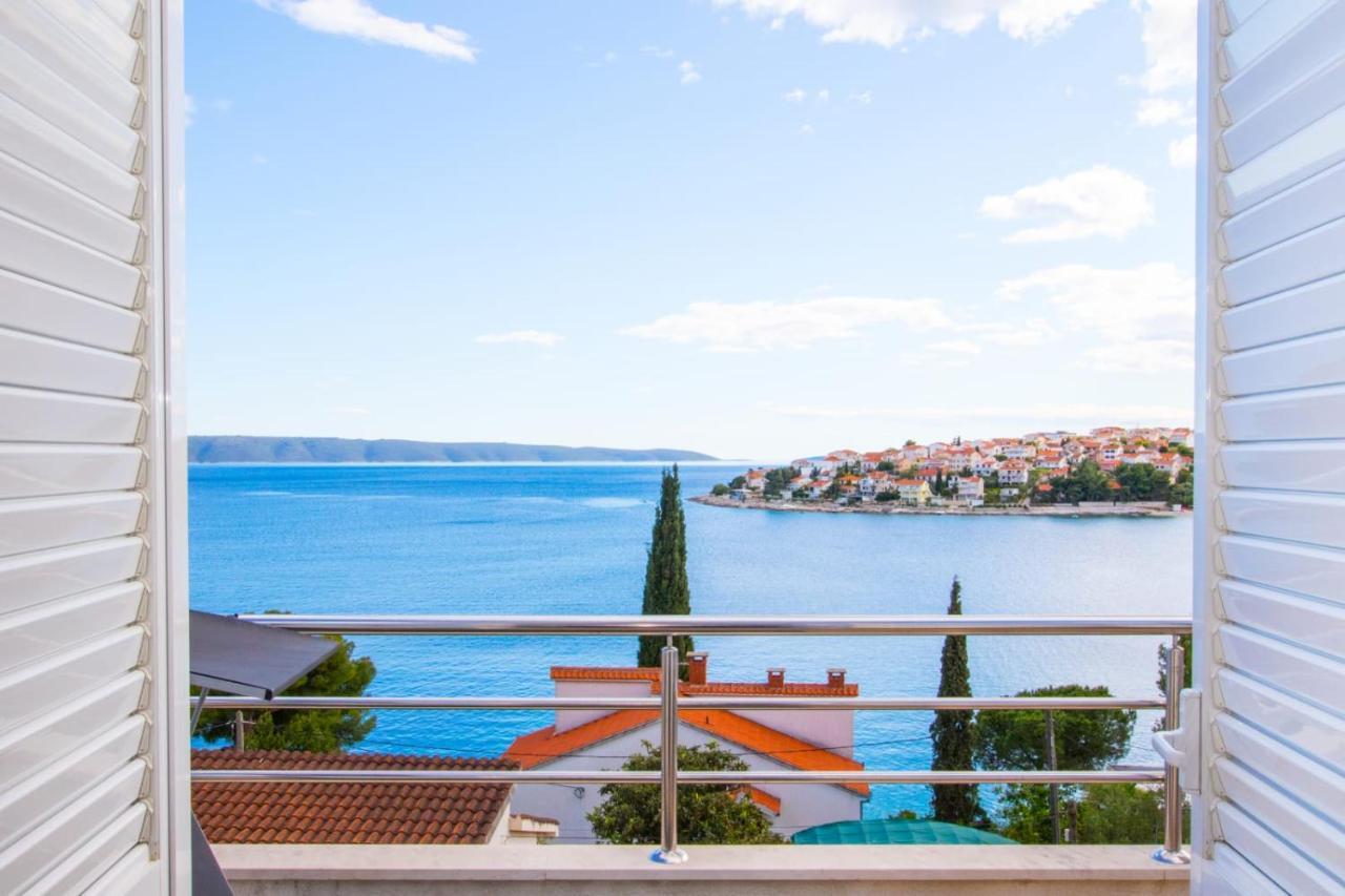 Villa Marta Apartmani Trogir Extérieur photo
