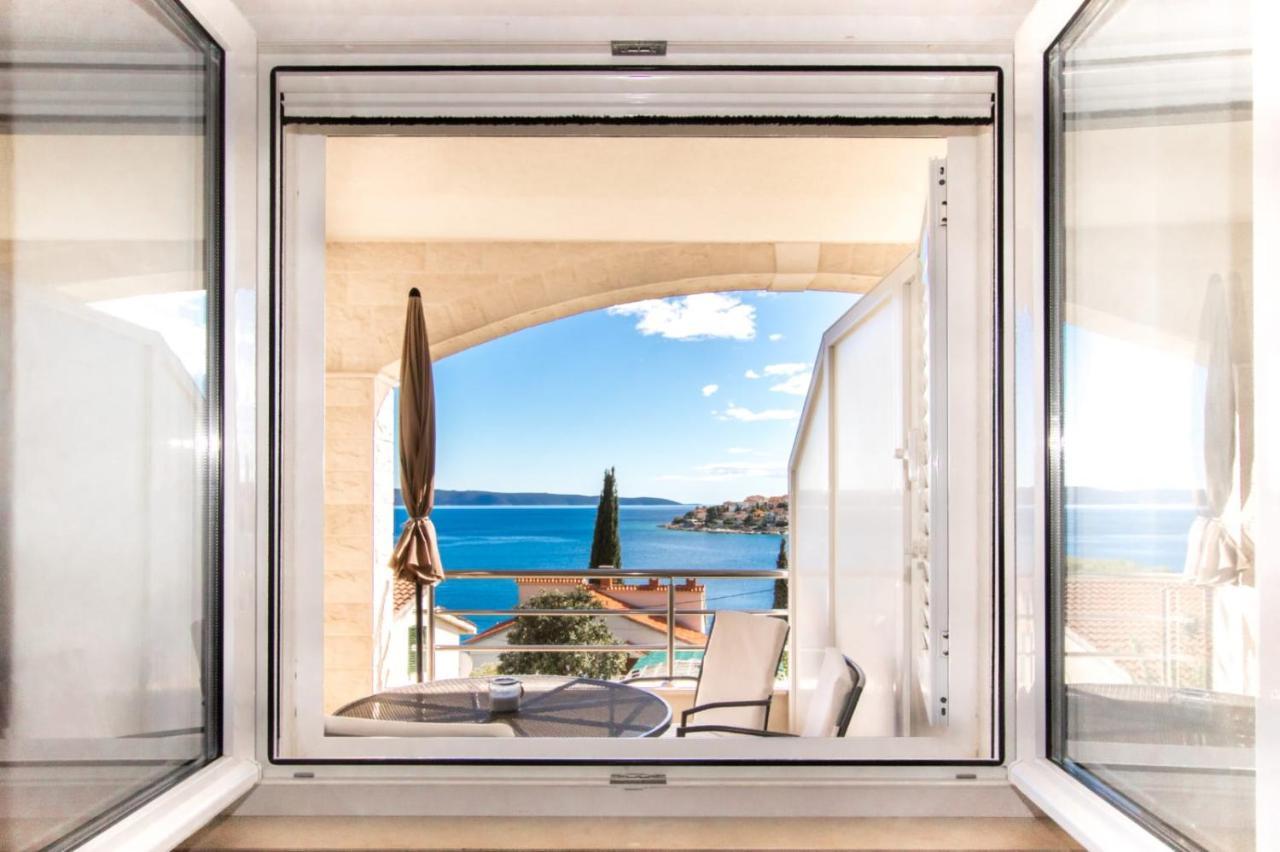Villa Marta Apartmani Trogir Extérieur photo